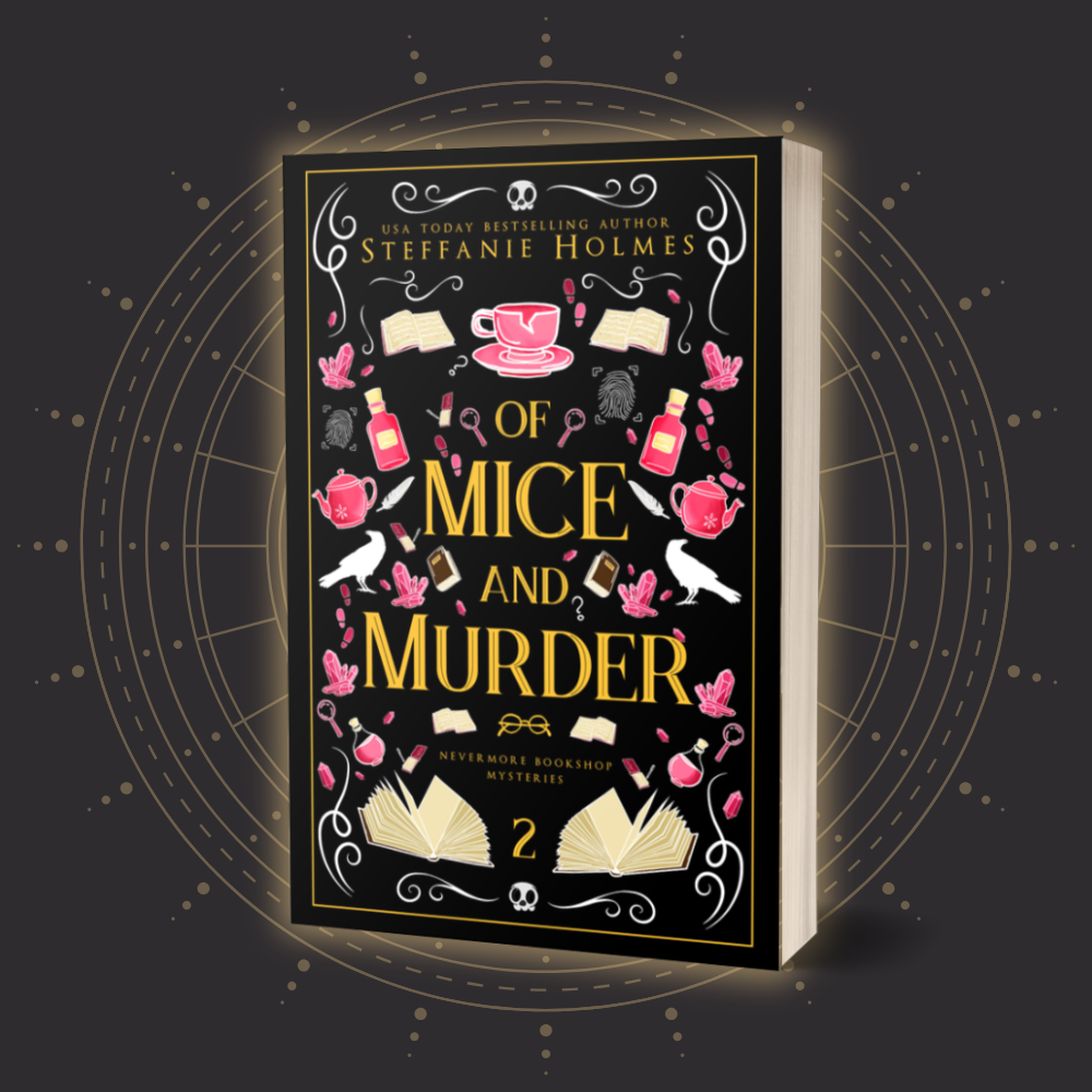 Of Mice and Murder - Luxe paperback